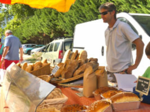 Sébastien Maubleu, paysan boulanger de la Boulang' dans l'agglomération grenobloise en Isère