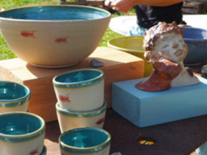 Poterie - Artisan au marché de Méraki en Isère près de Grenoble
